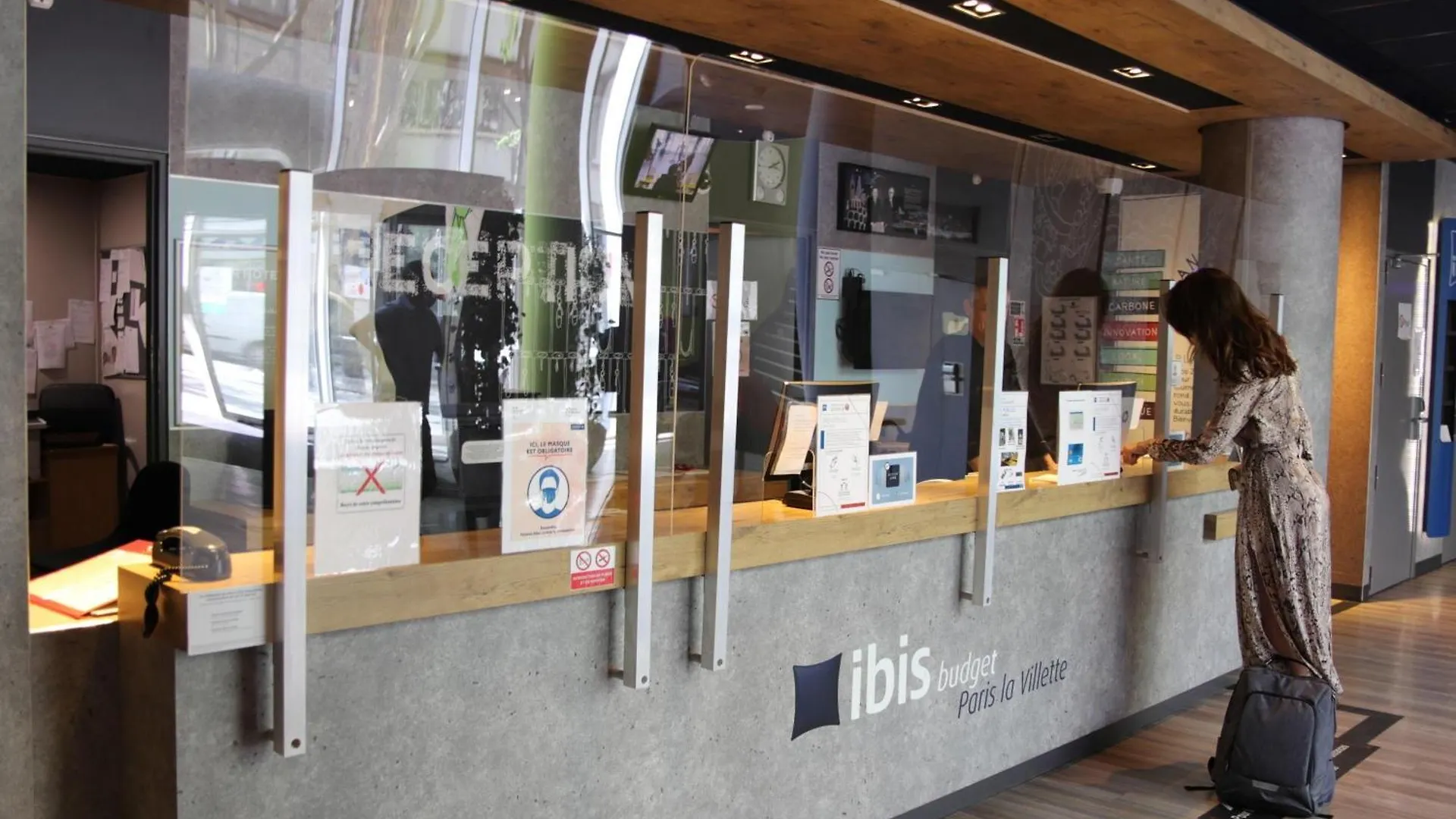 Hotel Ibis Budget La 19eme 2*