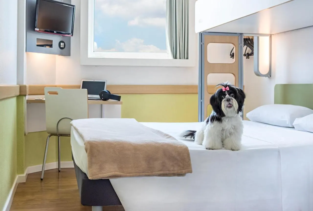 Ibis Budget La 19eme Hotel París