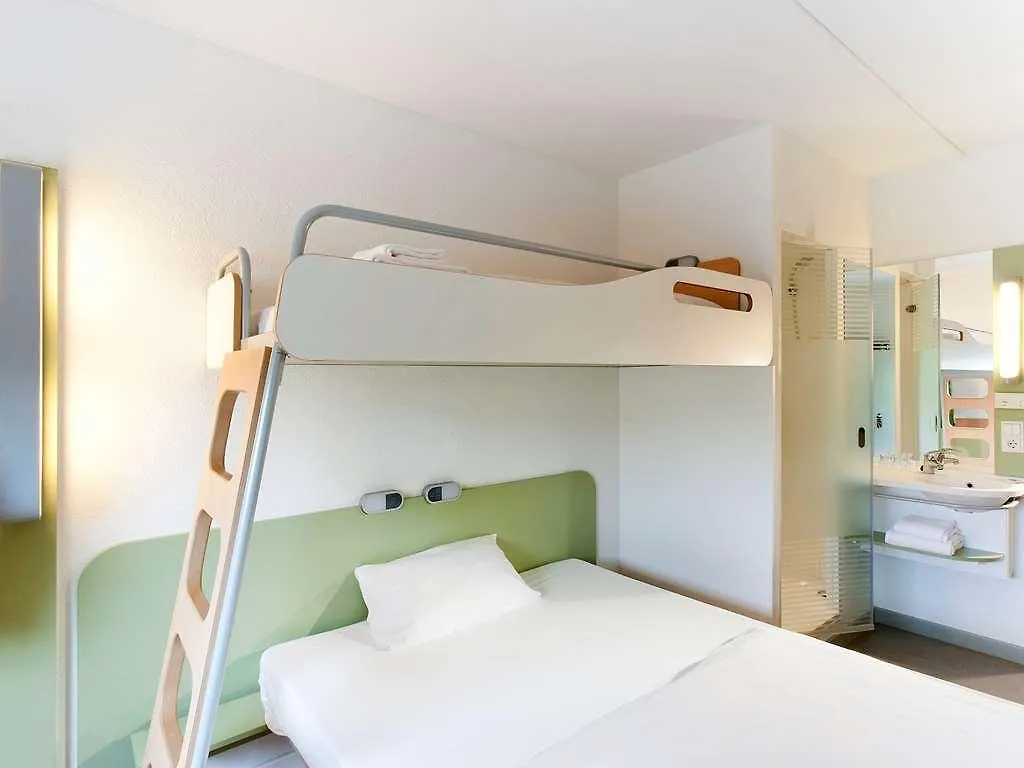 Ibis Budget La 19eme מלון