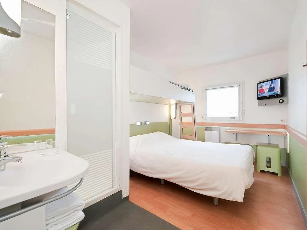 Ibis Budget La 19eme 2* פריז